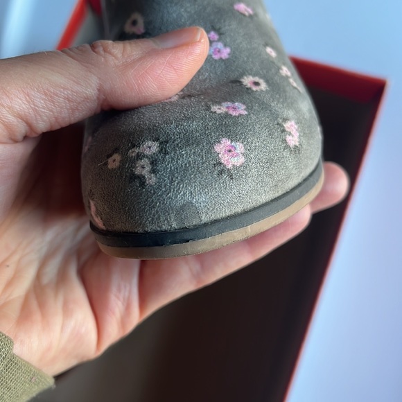 Toddler Girl Floral Boots, Size 9 - Picture 3 of 3